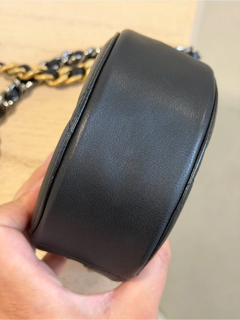 CHANEL 19 Round Clutch with Chain Quilted Leather